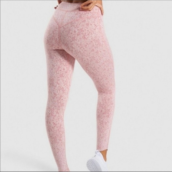 Gymshark Pants - Gymshark Dry Fleur Textured Legging Pink